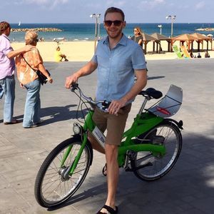 Meet your Posher, Benski